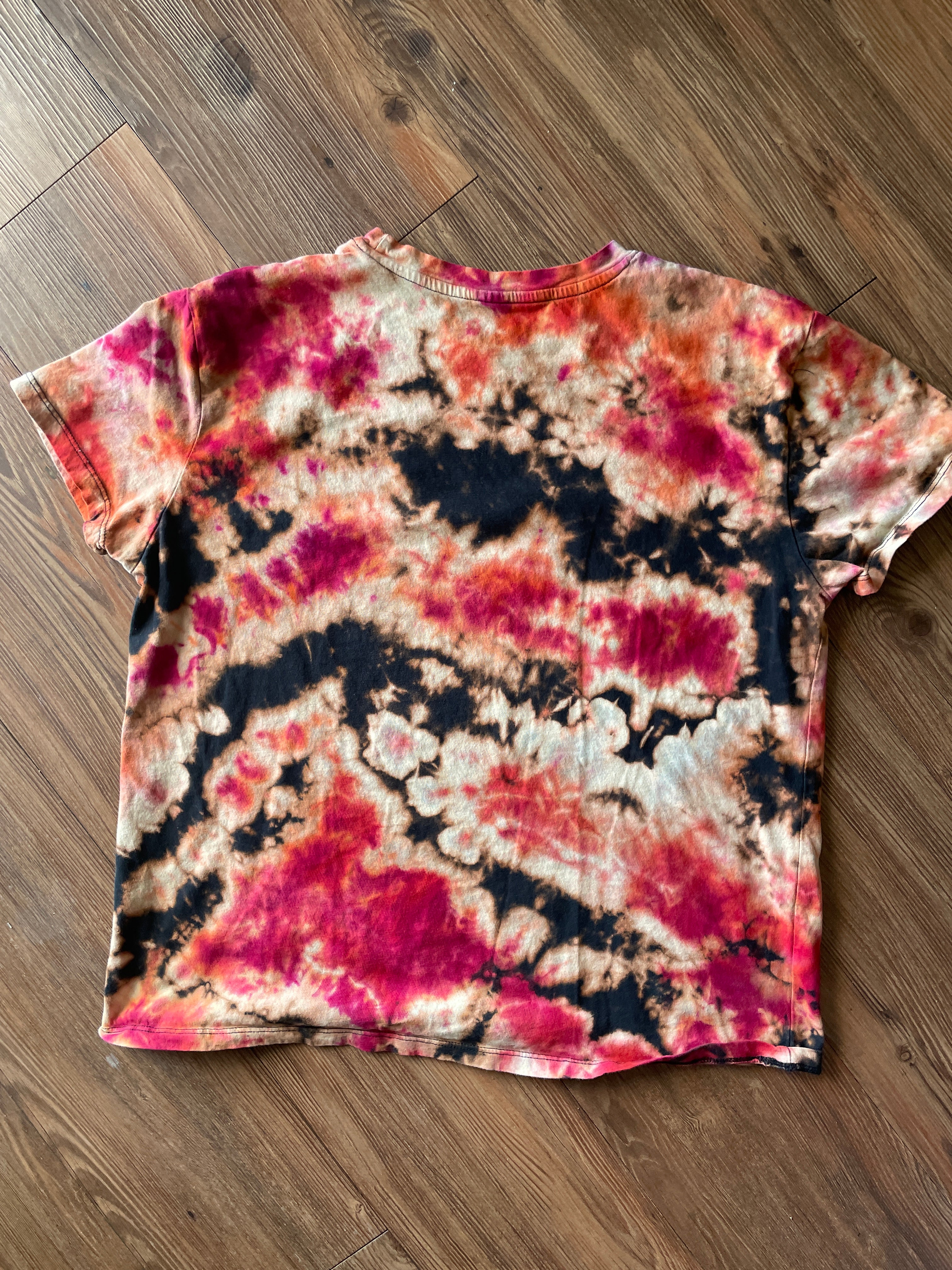 LARGE Women’s Desert Nights Reverse Tie Dye T-Shirt | Black, Pink, and Orange Bleach Dye Short Sleeve Top