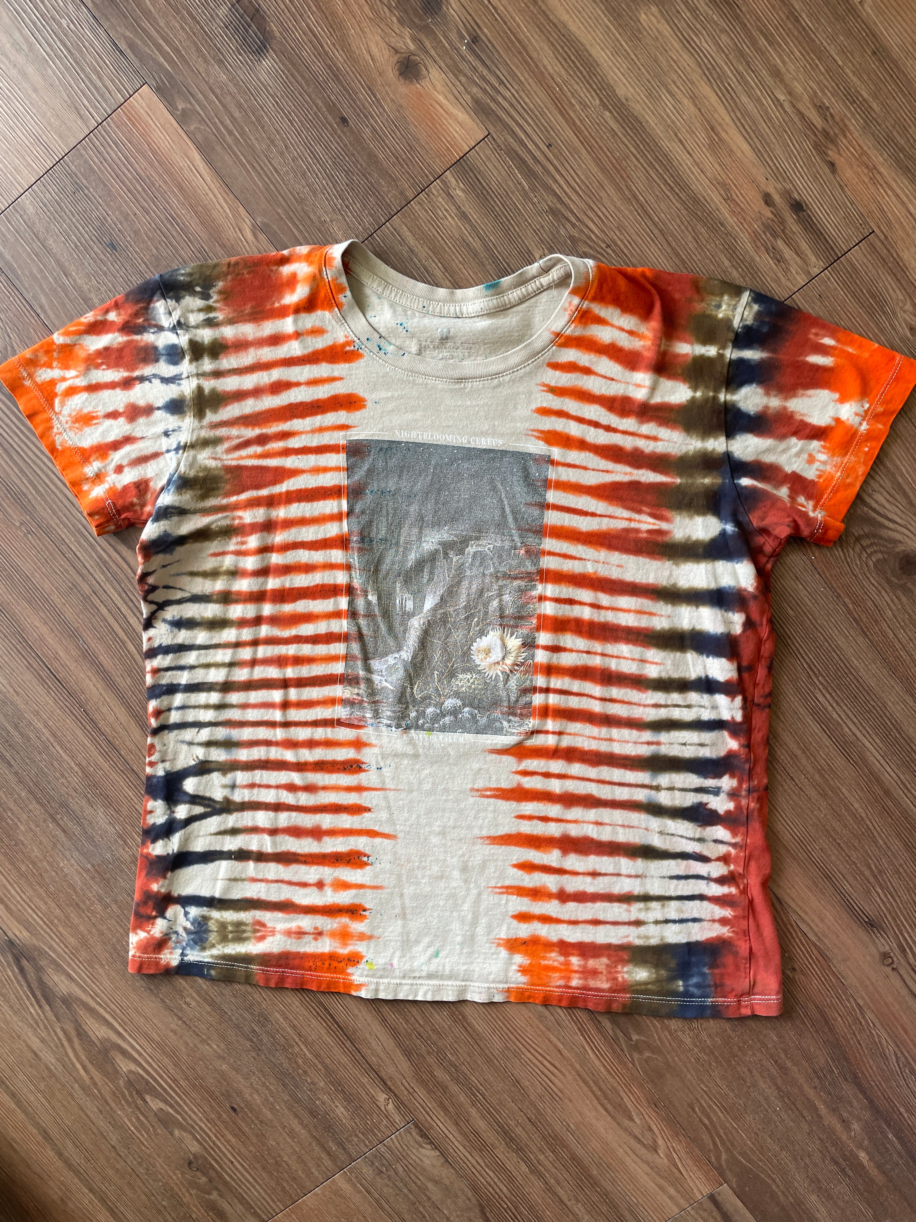 LARGE Women's (Junior's) Night Blooming Cereus Desert Landscape Tie Dye T-Shirt | Earth Tones Pleated Tie Dye Short Sleeve Top