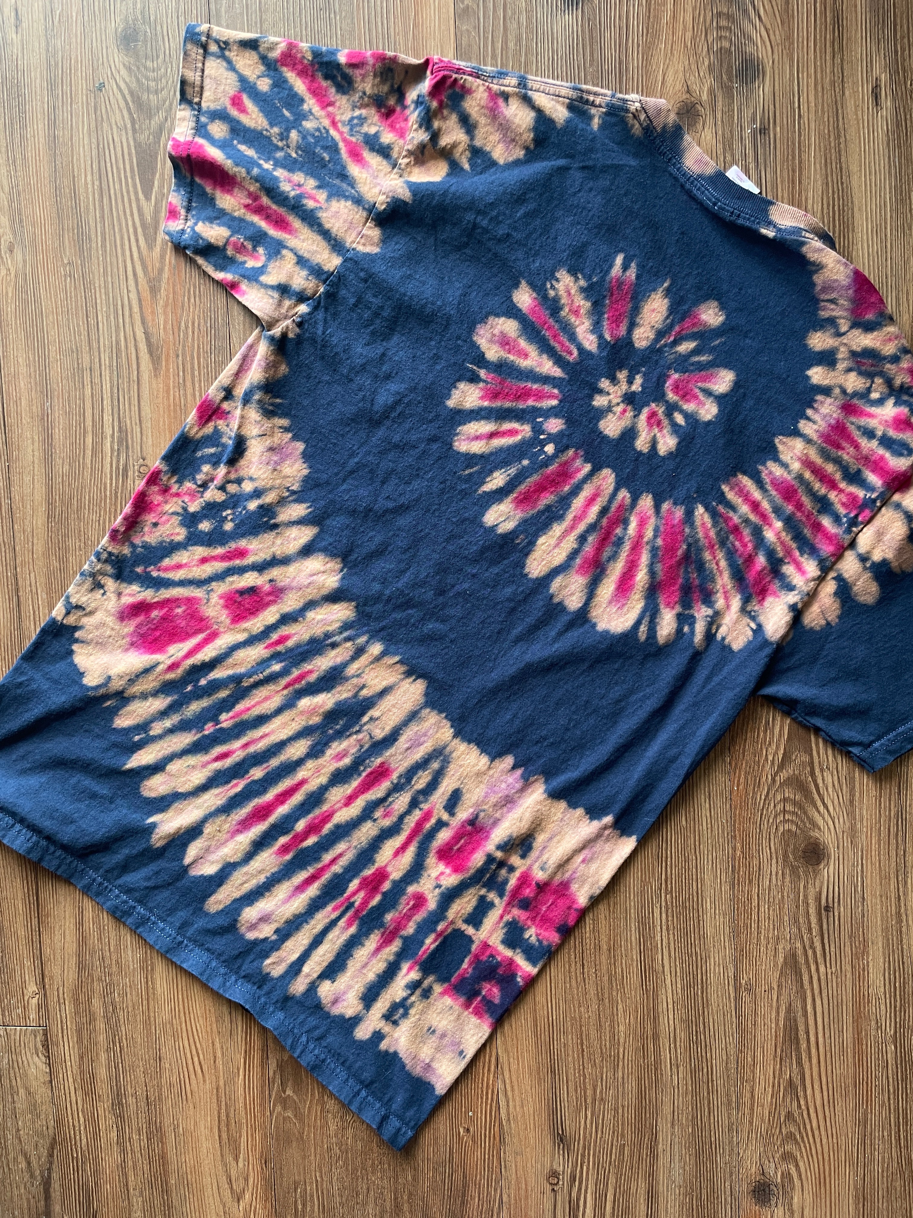 MEDIUM Men’s World Changer Reverse Tie Dye T-Shirt | Blue, Pink, and Red Spiral Tie Dye Short Sleeve Top