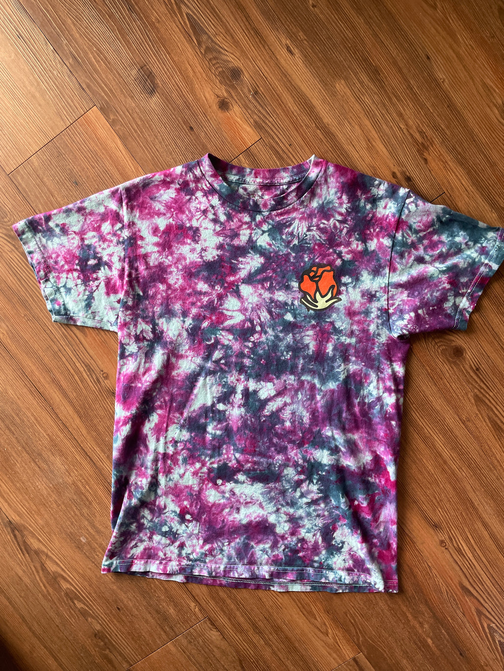 MEDIUM Men’s Rose Galaxy Tie Dye T-Shirt | Shades of Pink and Purple Crumpled Tie Dye Short Sleeve Top