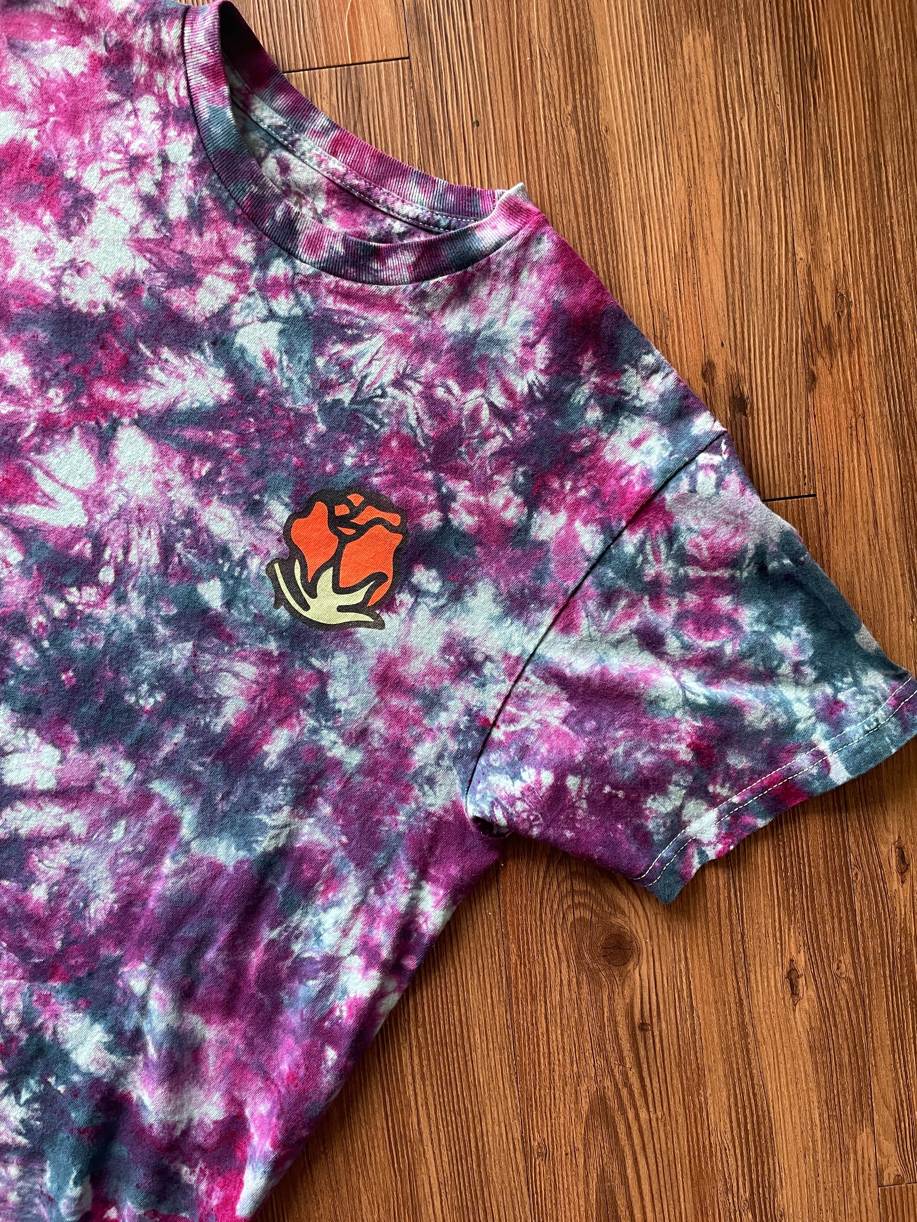 MEDIUM Men’s Rose Galaxy Tie Dye T-Shirt | Shades of Pink and Purple Crumpled Tie Dye Short Sleeve Top
