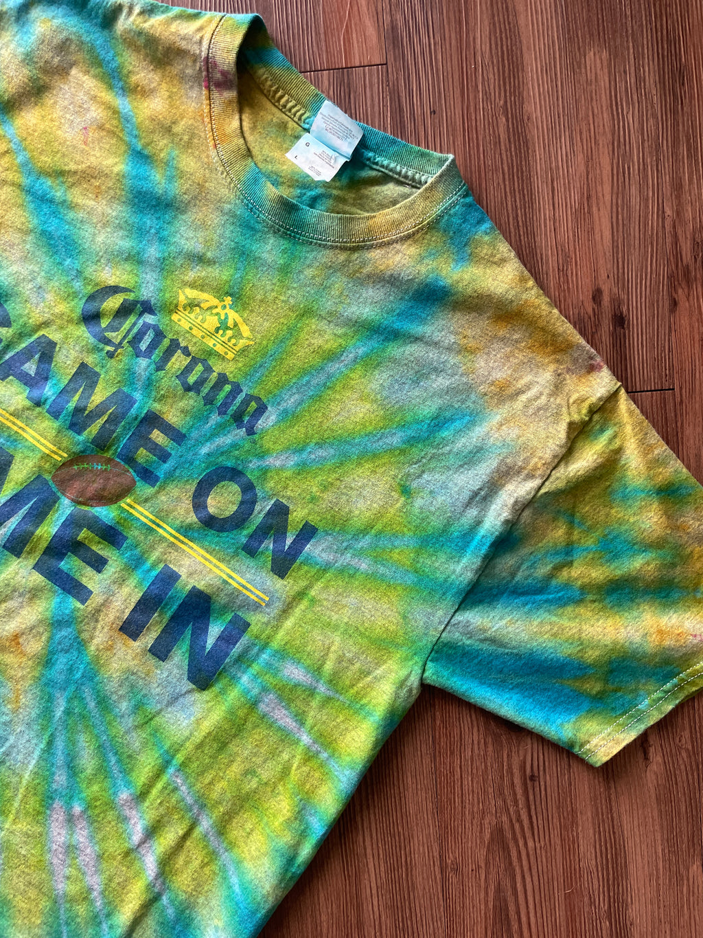 Large Men’s Corona Game On, Lime In Tie Dye T-Shirt | Shades of Blue and Green Spiral Tie Dye Short Sleeve Top