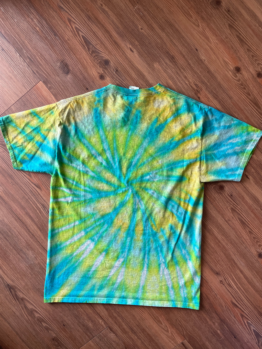 Large Men’s Corona Game On, Lime In Tie Dye T-Shirt | Shades of Blue and Green Spiral Tie Dye Short Sleeve Top