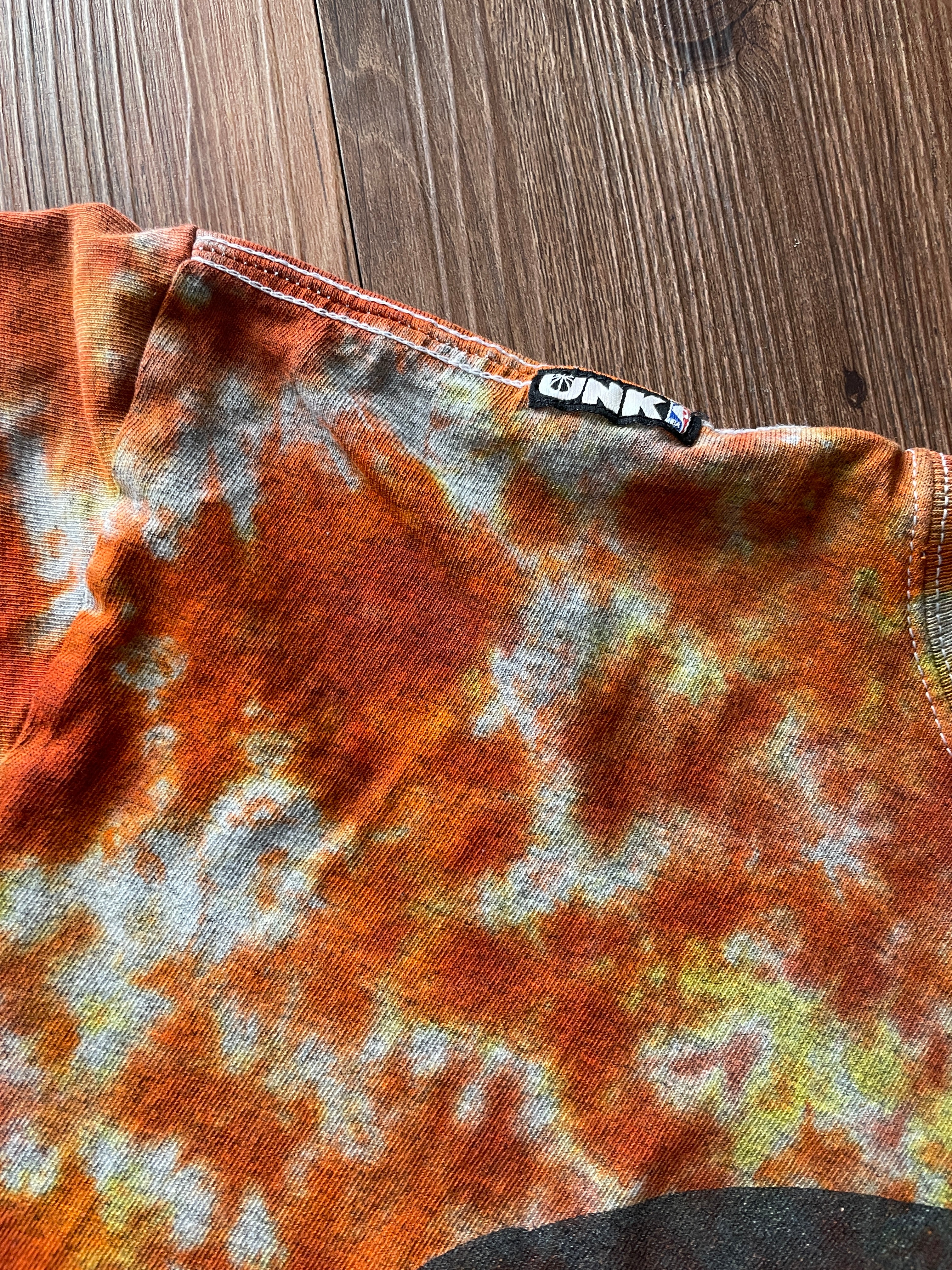 LARGE Men’s UNK Utah Jazz Basketball Headphones Tie Dye T-Shirt | Shades of Orange and Yellow Crumpled Fire Dye Short Sleeve Top
