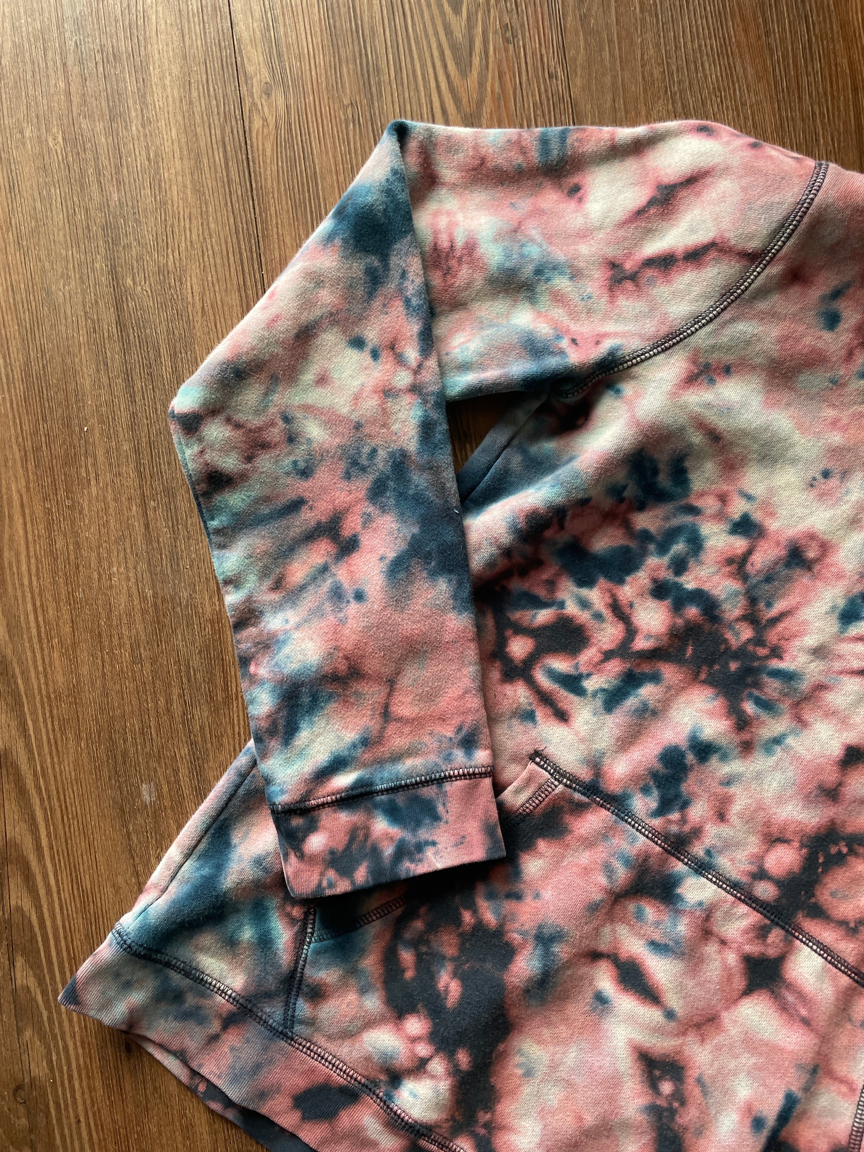 MEDIUM Women's Land's End Shades of Blue Galaxy Reverse Tie Dye Hoodie