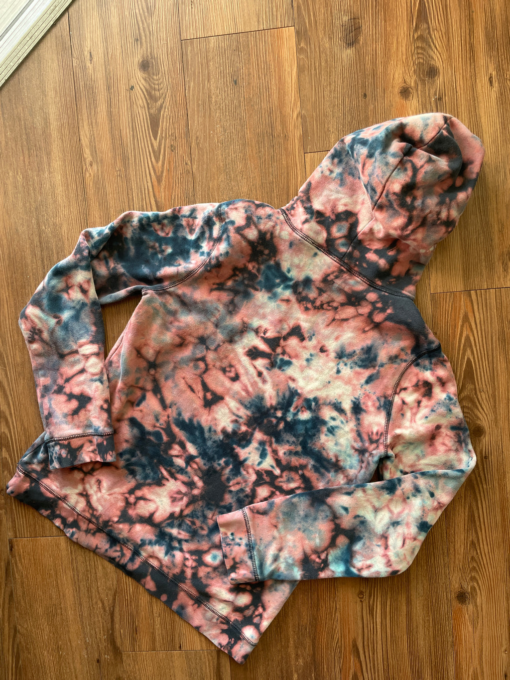 MEDIUM Women's Land's End Shades of Blue Galaxy Reverse Tie Dye Hoodie