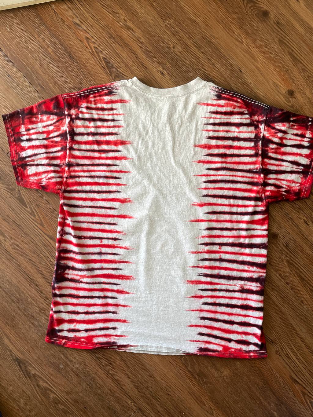 XL Men’s Princess Bride Inigo Montoya Prepare to Die T-Shirt | Red and Black Pleated Tie Dye Short Sleeve Top