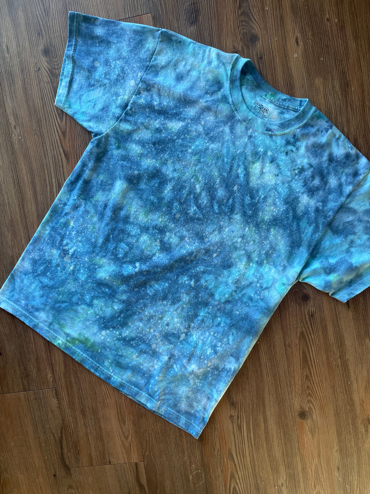 XL Men’s Shades of Blue Galaxy Dye Handmade Tie Dye Short Sleeve T-Shirt