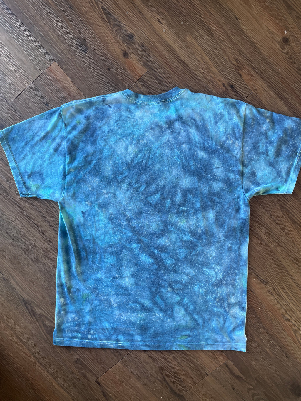 XL Men’s Shades of Blue Galaxy Dye Handmade Tie Dye Short Sleeve T-Shirt
