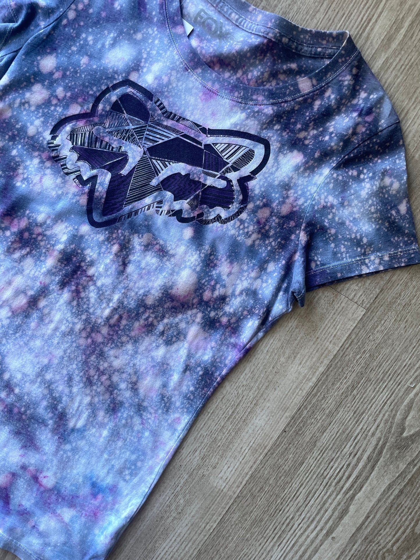 LARGE Women's Fox Racing Handmade Tie Dye Short Sleeve T-Shirt | One-Of-a-Kind Upcycled Gray and Purple Ice Dye Crumpled Top