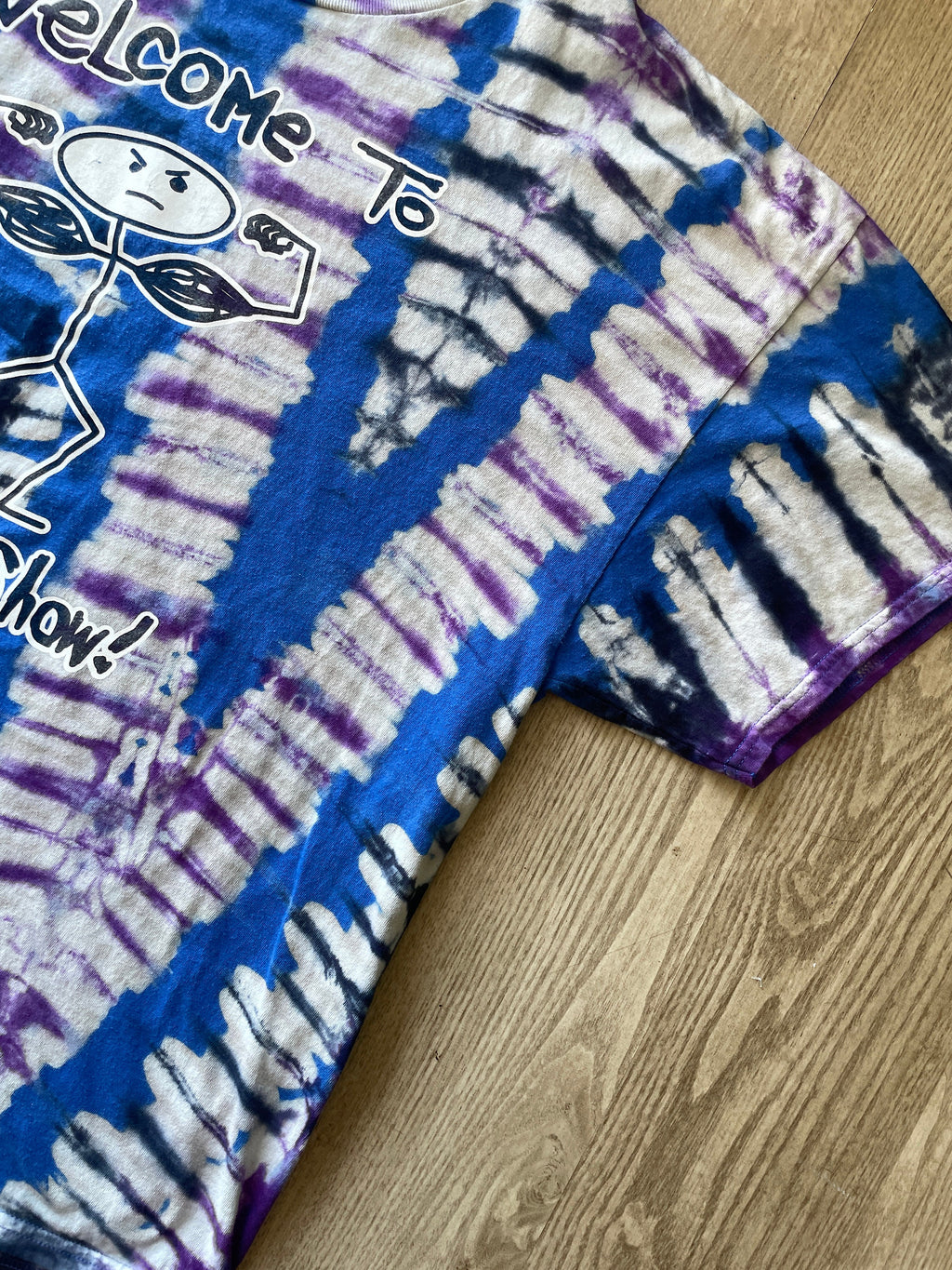 3XL Men's Welcome to the Gun Show Stick Figure Handmade Reverse Tie Dye Short Sleeve T-Shirt | One-Of-a-Kind Upcycled Blue and White  Top