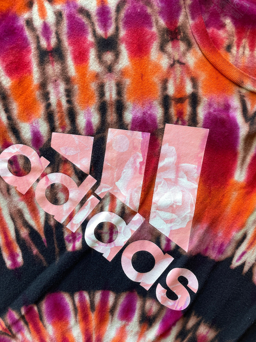 2XL Women's adidas Roses Handmade Reverse Tie Dye Short Sleeve T-Shirt | One-Of-a-Kind Upcycled Black and Pink Spiral Top