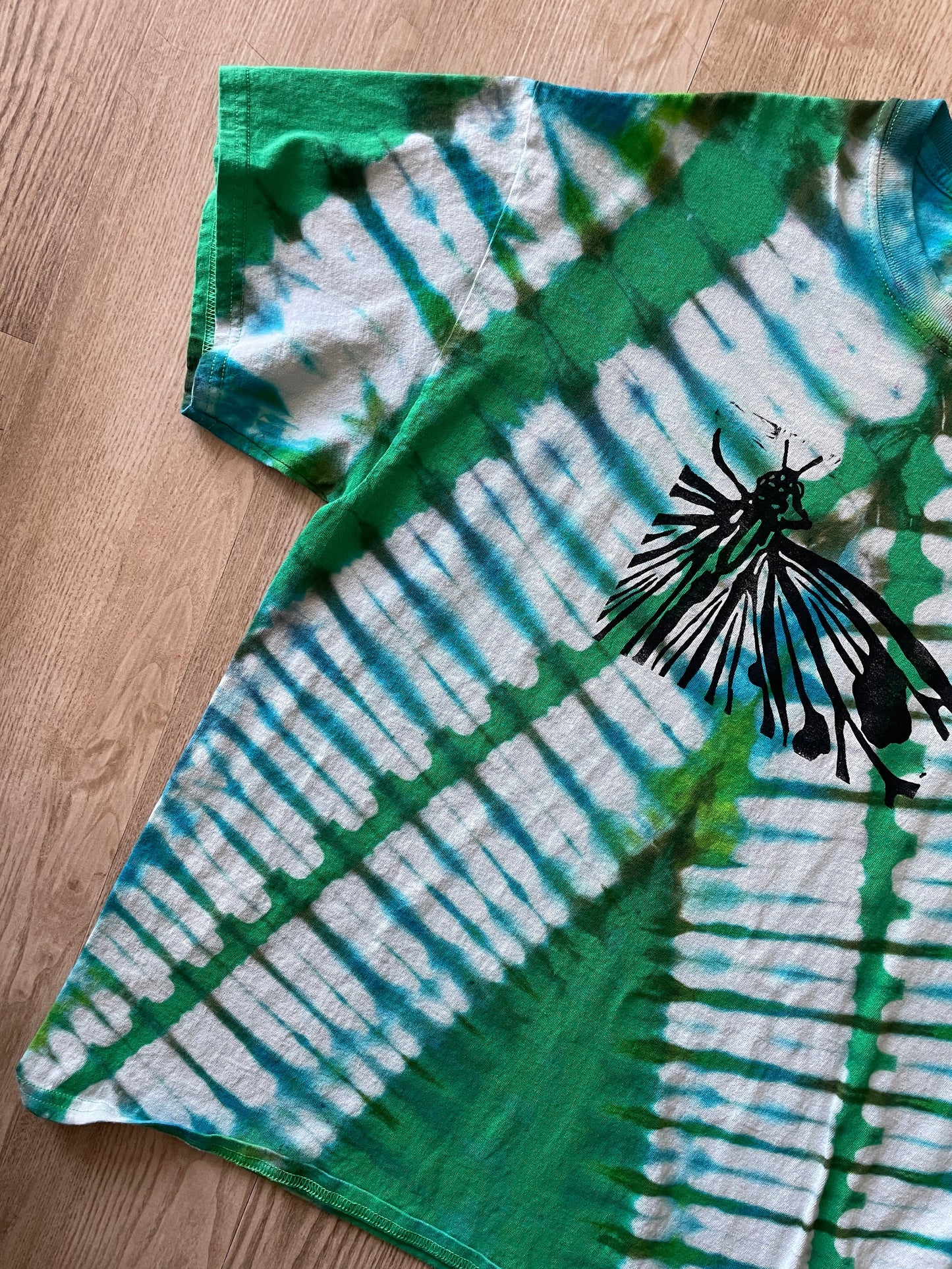 XL Men's Hand-Printed Butterfly Reverse Tie Dye Short Sleeve T-Shirt | Handmade One-Of-a-Kind Upcycled Green, Blue, and White Pleated Top
