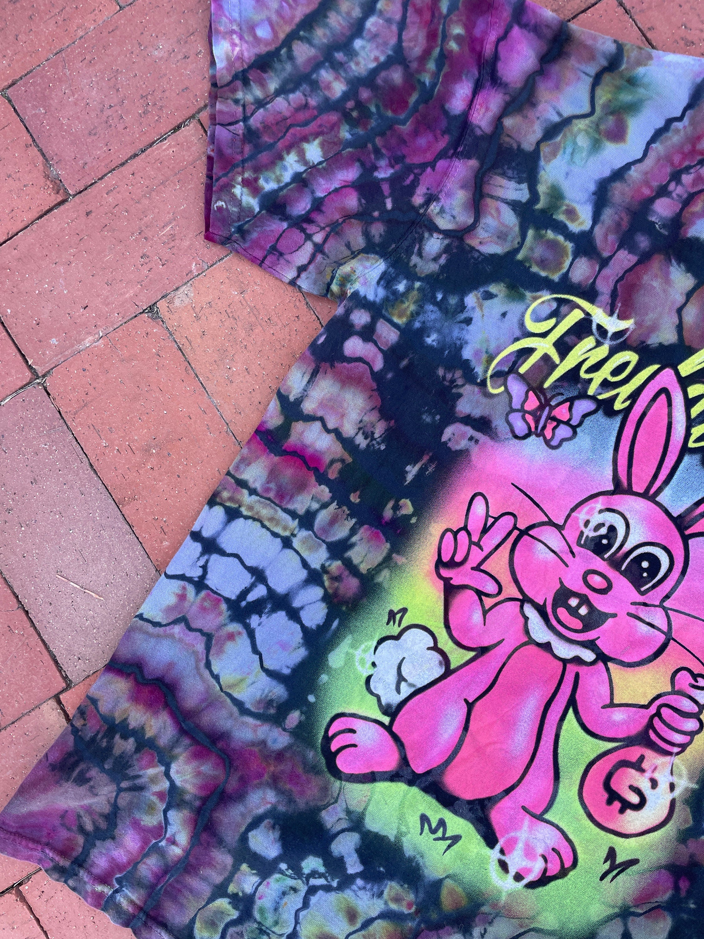 LARGE Men’s Freddie Gibbs Airbrush Bunny Reverse Tie Dye Short Sleeve T-Shirt | One-Of-a-Kind Upcycled Black and Blue Geode Top
