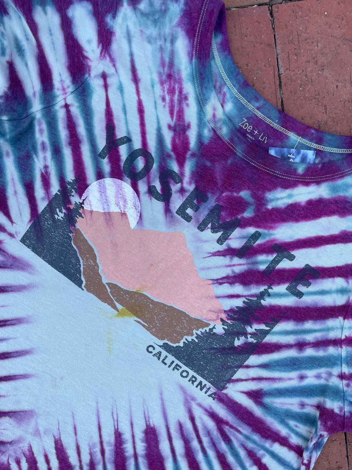 2XL Junior's Yosemite Mountains Tie Dye Short Sleeve T-Shirt | One-Of-a-Kind Upcycled Pink and Teal Graphic Tee