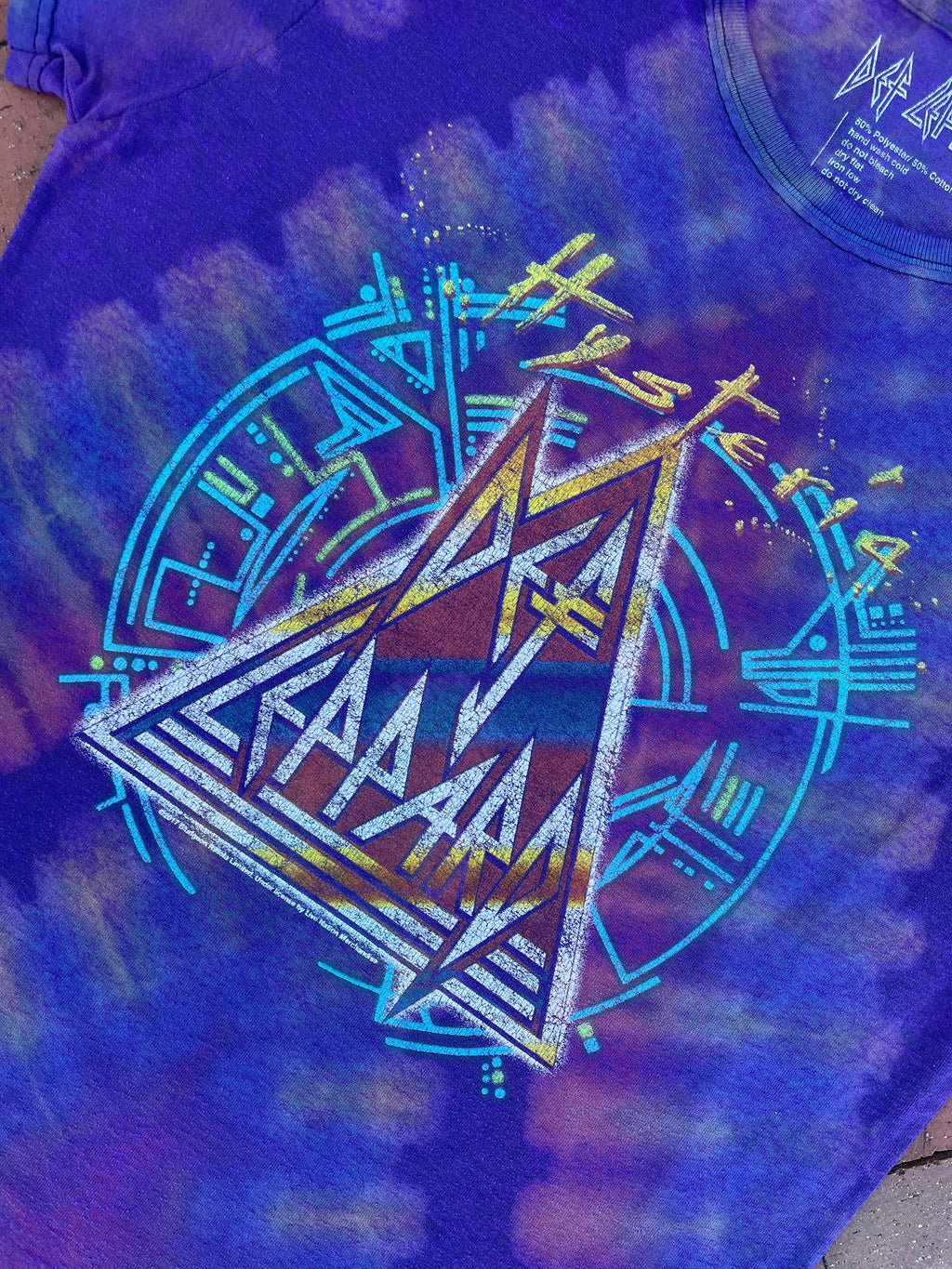 Medium Women's Def Leppard High Voltage Reverse Tie Dye Short Sleeve T-Shirt | One-Of-a-Kind Upcycled Purple and Pink Pleated Graphic Tee