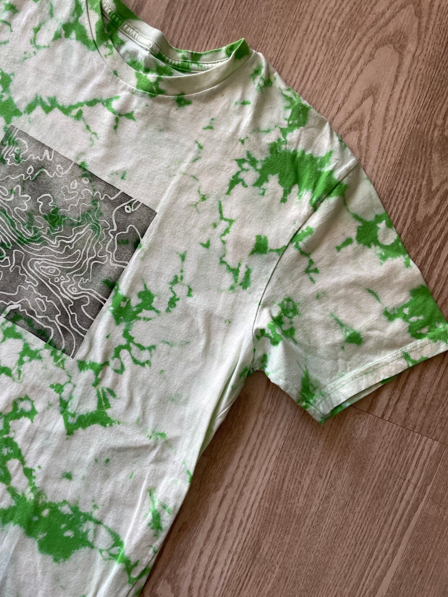 Large Men's Hand-Printed Delicate Arch Topo Map Reverse Tie Dye Short Sleeve T-Shirt | Handmade One-Of-a-Kind Upcycled Green and White Top