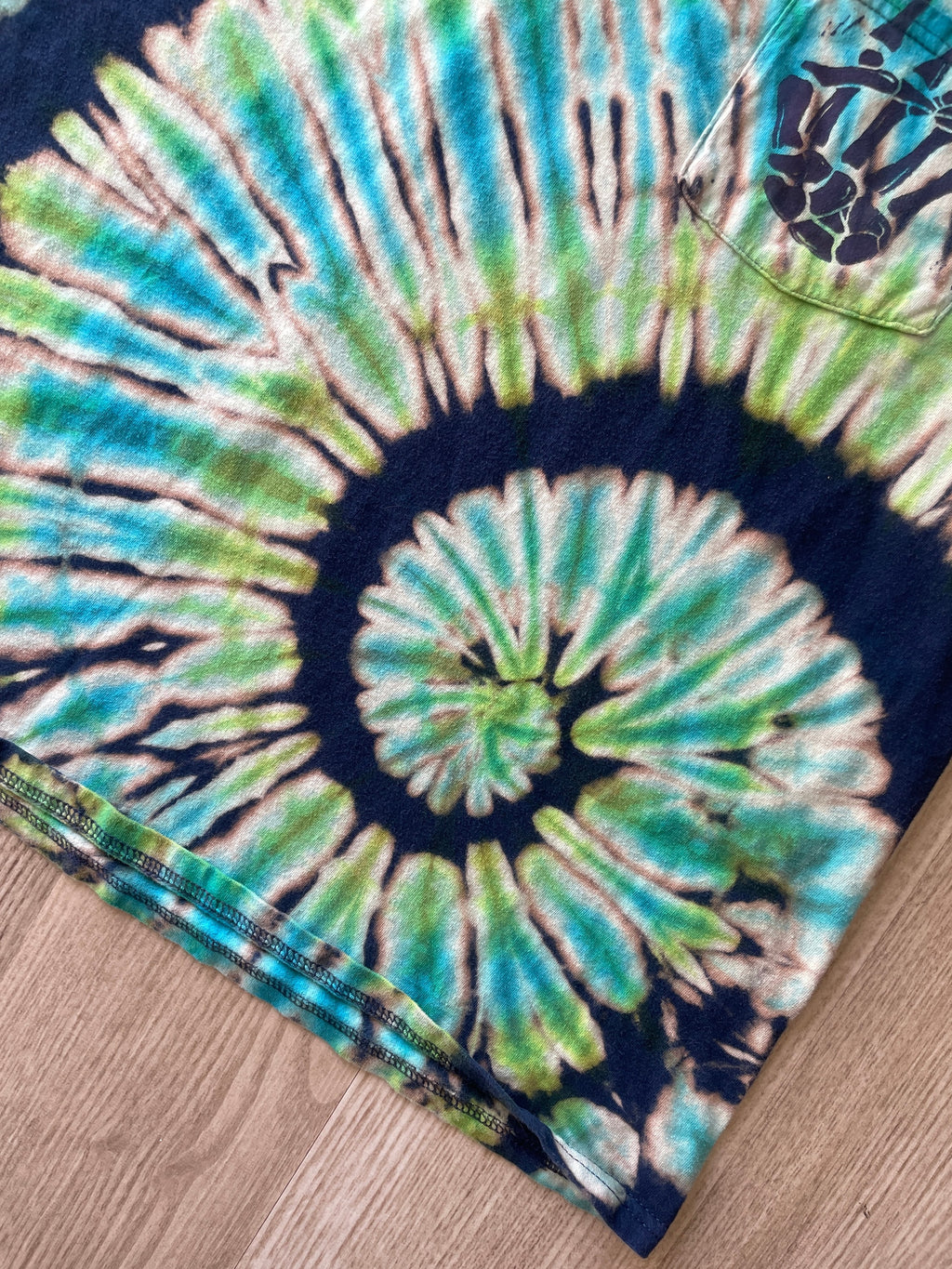 M/L Men's Hand-Printed Skeleton Peace Sign Reverse Tie Dye Short Sleeve T-Shirt | Handmade One-Of-a-Kind Upcycled Green and Blue Spiral Top