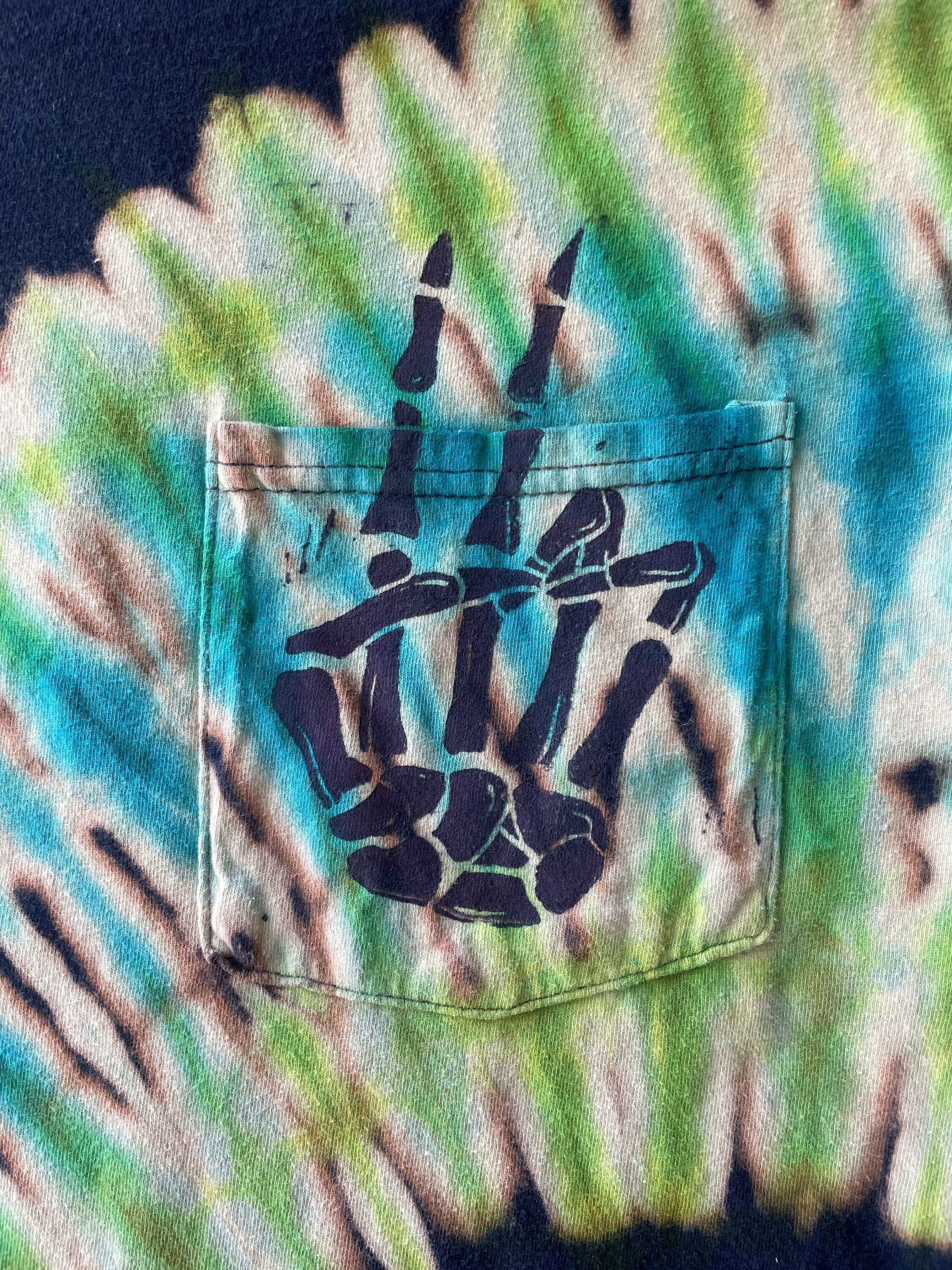M/L Men's Hand-Printed Skeleton Peace Sign Reverse Tie Dye Short Sleeve T-Shirt | Handmade One-Of-a-Kind Upcycled Green and Blue Spiral Top