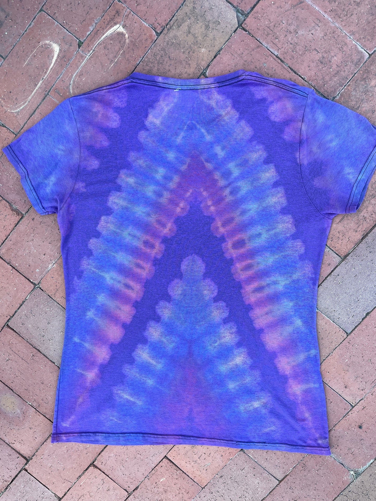 Medium Women's Def Leppard High Voltage Reverse Tie Dye Short Sleeve T-Shirt | One-Of-a-Kind Upcycled Purple and Pink Pleated Graphic Tee