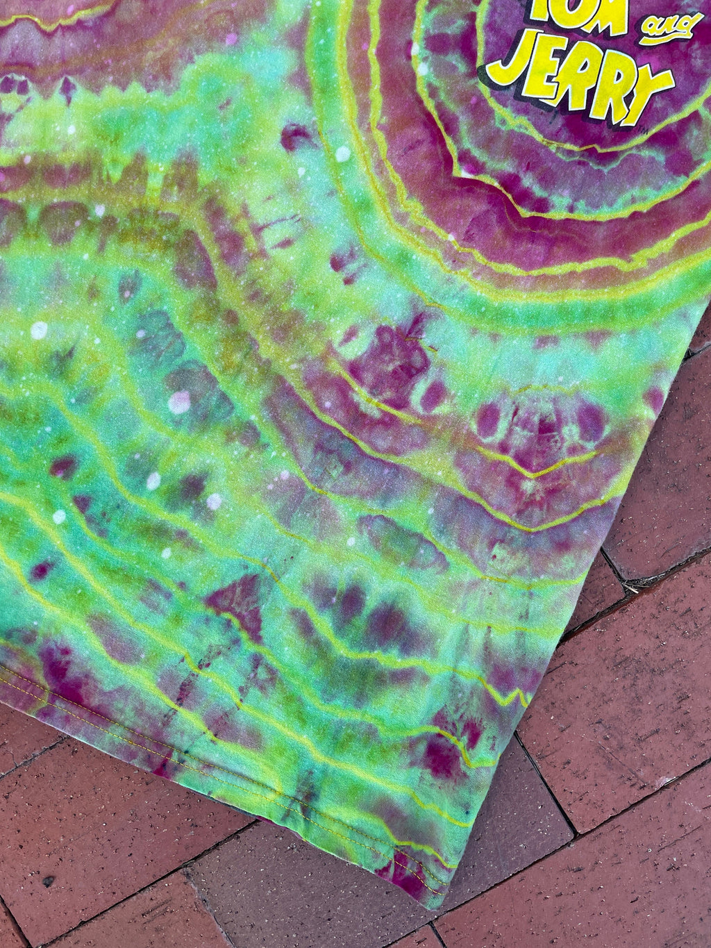 MEDIUM Men’s Tom & Jerry Tie Dye Short Sleeve Double-Sided T-Shirt | One-Of-a-Kind Upcycled Yellow and Green Graphic Tee